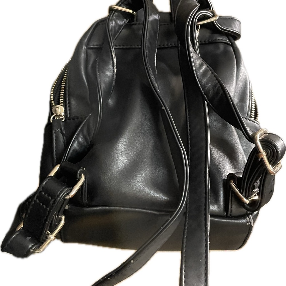 Black Leather Backpack - Picture 6 of 7